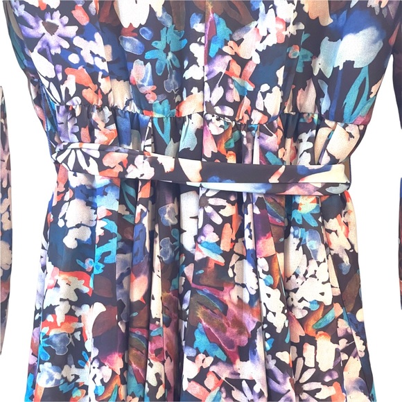 BELLE BADGLEY MISCHKA BLUE PURPLE MULTICOLOR FLORAL V-NECK MINI DRESS - Picture 9 of 16
